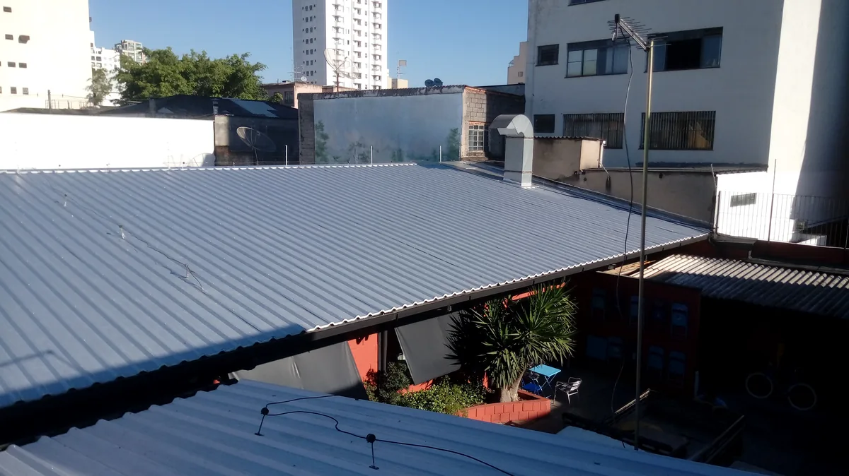 Elite Telhados — Foto técnica para observar instalação, encaixe e caimento.