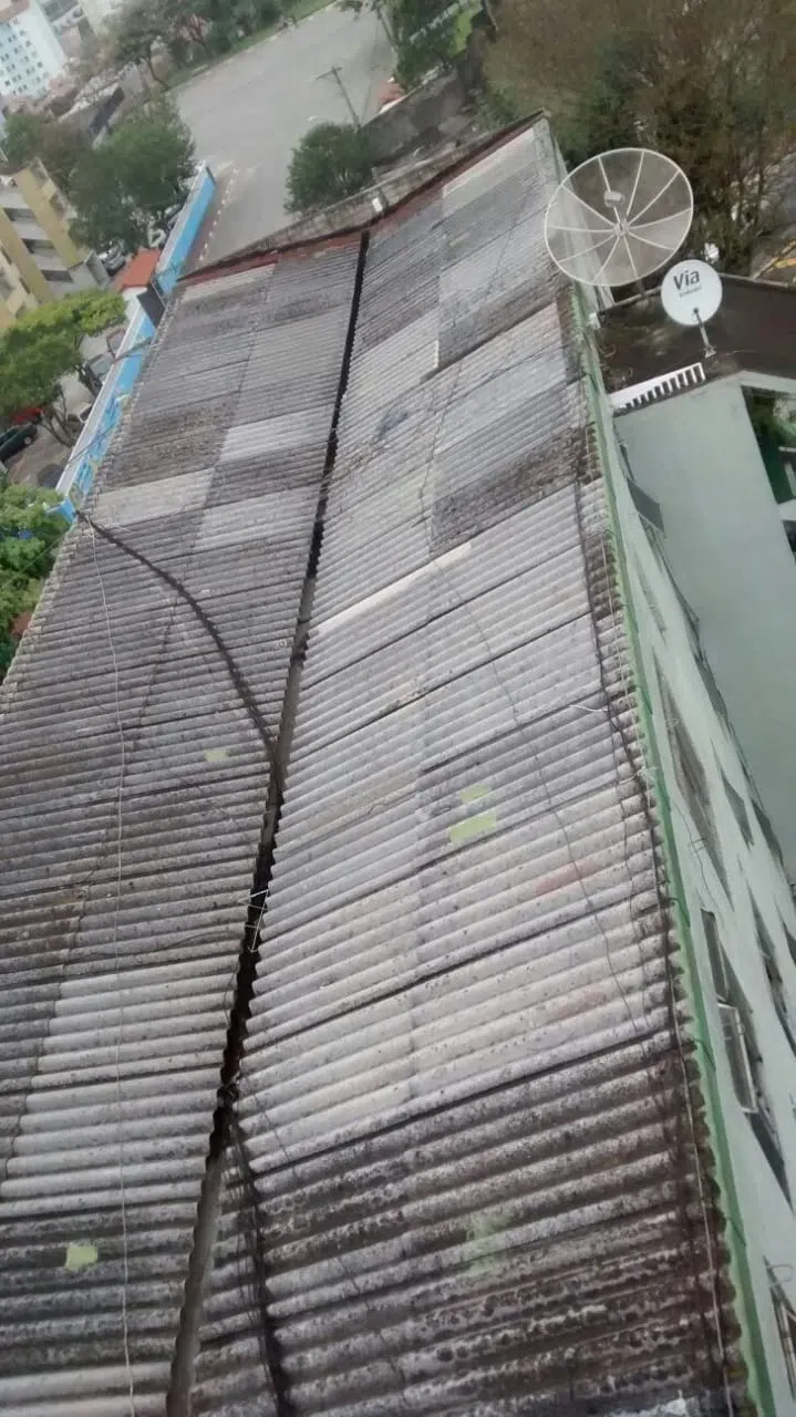 Antes da reforma de telhado Elite Telhados - obra 006
