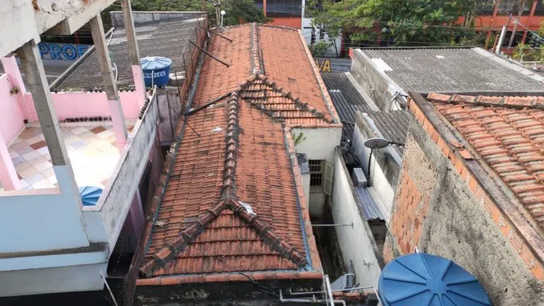 Antes da reforma de telhado Elite Telhados - obra 007