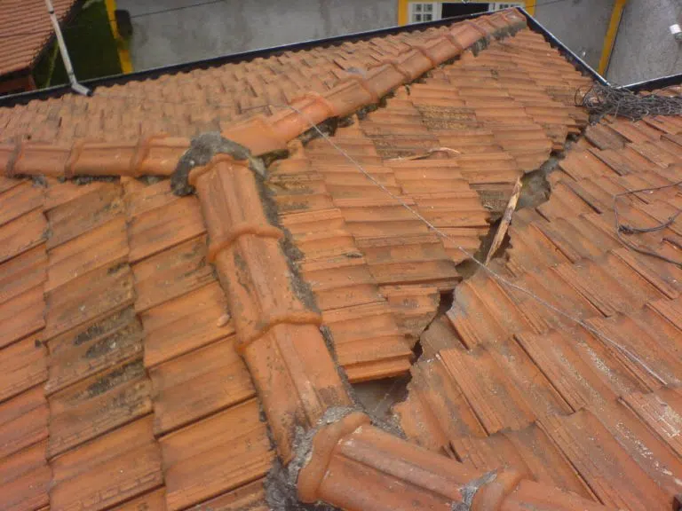 Antes da reforma de telhado Elite Telhados - obra 015