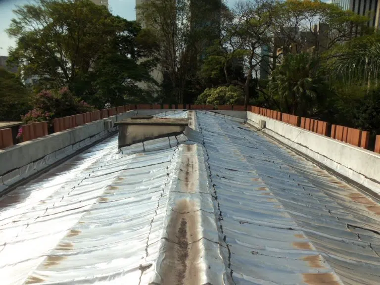 Antes da reforma de telhado Elite Telhados - obra 021